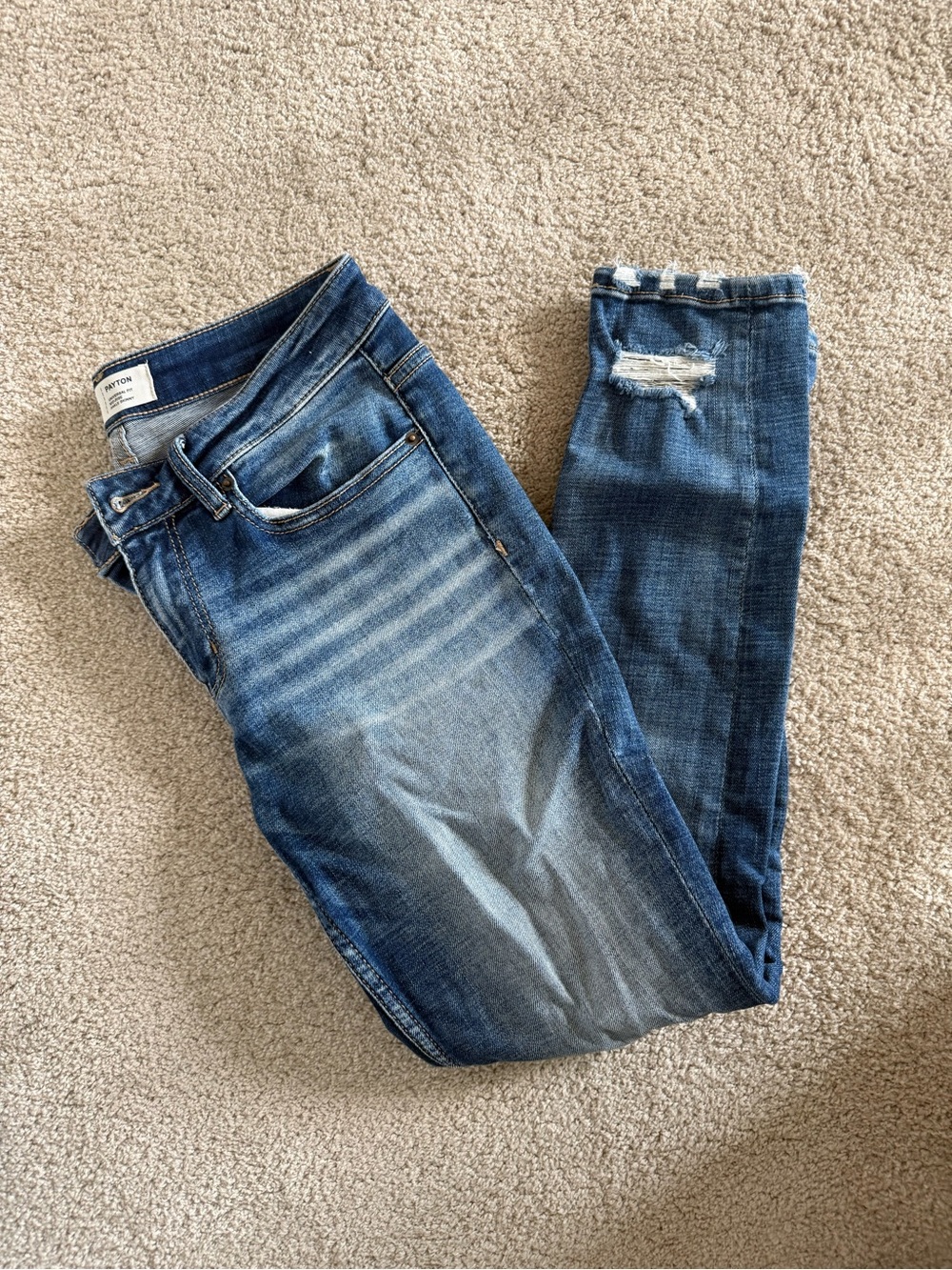 BKE Payton Women’s Blue Distressed Skinny Jeans